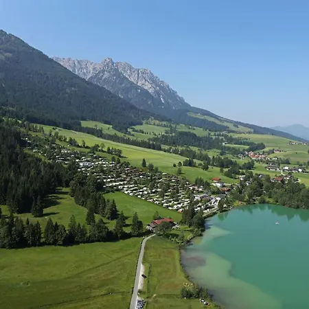 Terrassencamping Sued-see Kamp alanı *